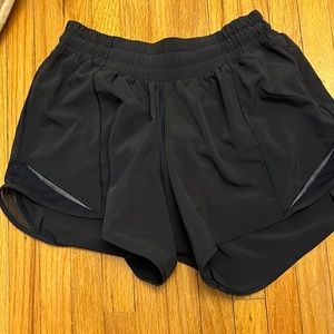 Lululemon hotty hot shorts